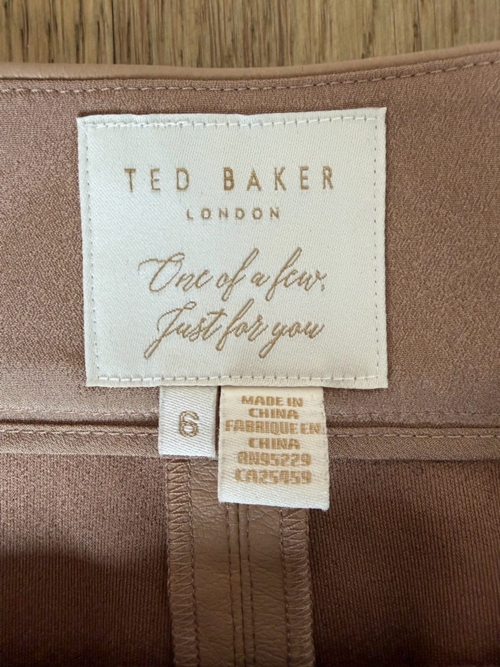 Ted Baker Faux Leather Camel Wrap Midi Skirt — Size 6 (US 14) - Picture 6 of 13